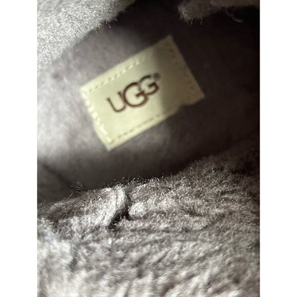 UGG Men\'s NEUMAL Black Suede Chukka Boot Size 12 main image 6